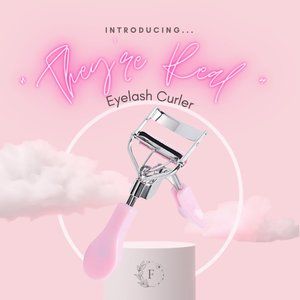 'They're Real' Eyelash Curler w/ Comb Attachment Lash Lift in seconds!